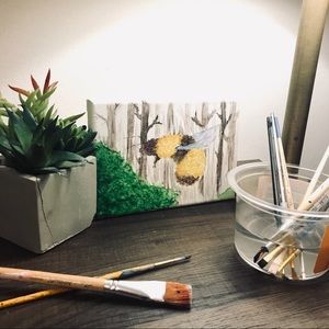 Bee painting
